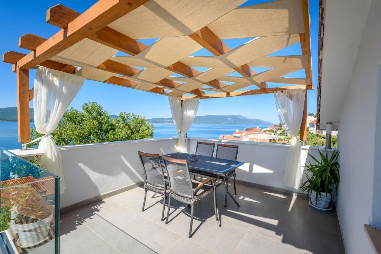 Apartments Morska Vila Komarna Dış mekan fotoğraf