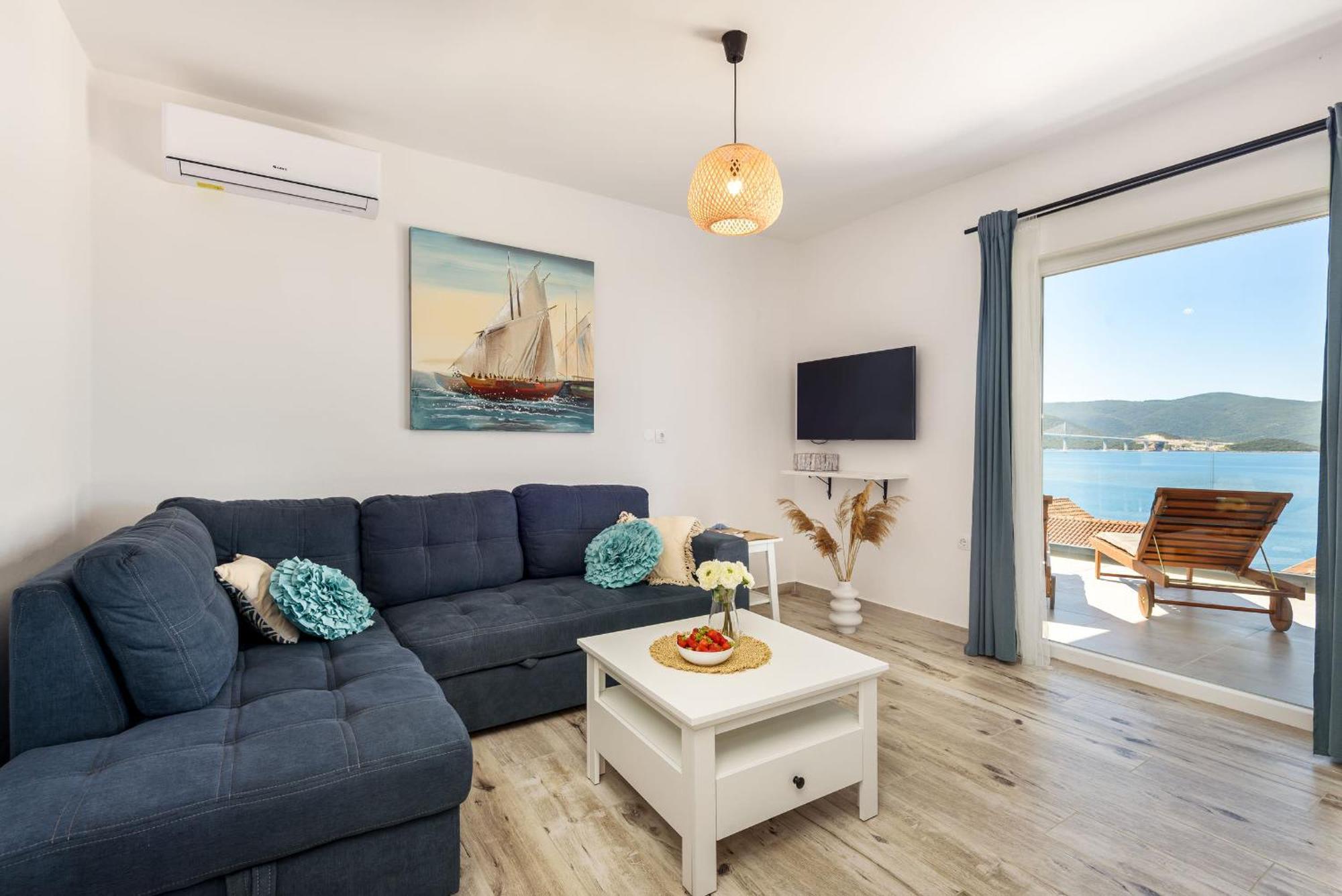 Apartments Morska Vila Komarna Dış mekan fotoğraf