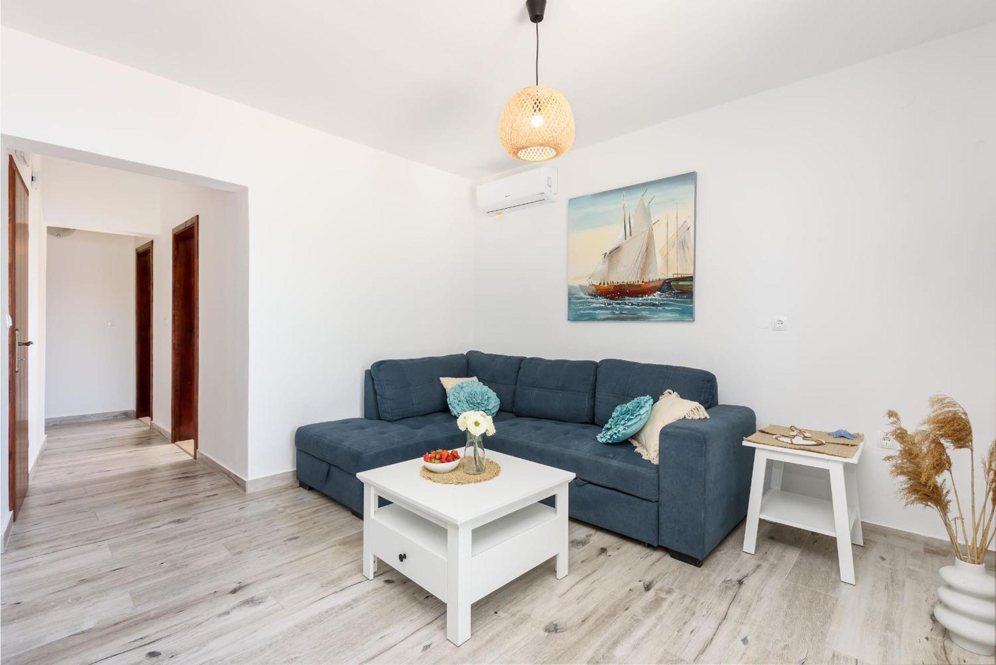 Apartments Morska Vila Komarna Dış mekan fotoğraf